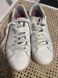 Tenis Adidas nr 39