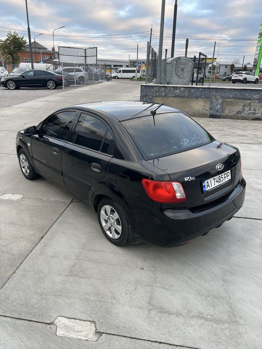 Продам Kia Rio 2010рік