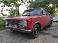Автомобіль ВАЗ 21013