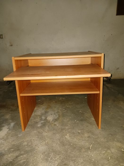 Mesa para várias funções