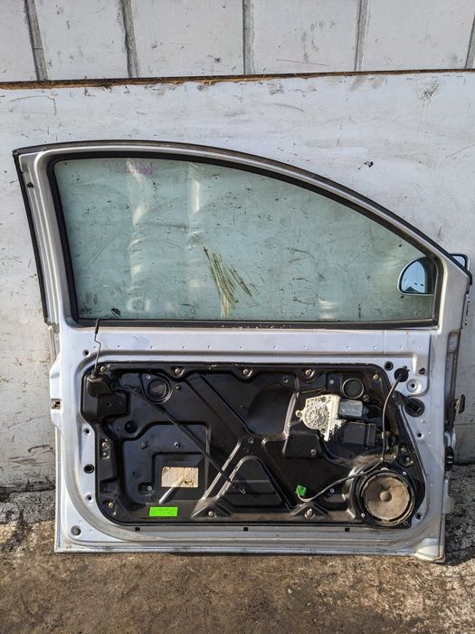 VW Volkswagen New Beetle 99r Drzwi Lewe Przednie Lewy Przód