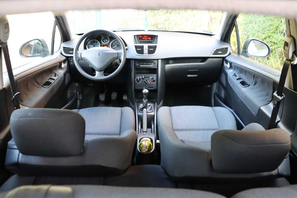 Peugeot 207 1.4 8V 73KM NISKI PRZEBIEG! Fajny stan! Pewny zakup!