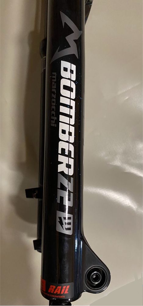 Amortyzator Marzocchi Bomber Z2 – 27.5” / 120mm
