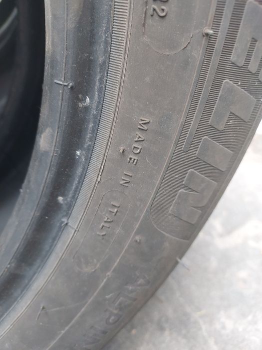 Продам резину Michelin Air 6 205 55 16 23 рік