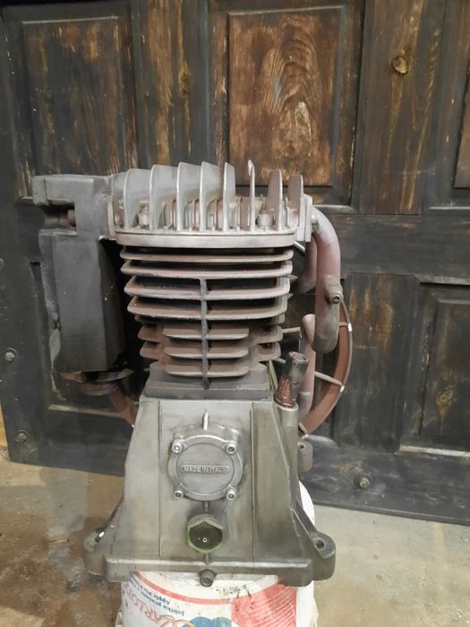 Sprężarka głowica powietrza