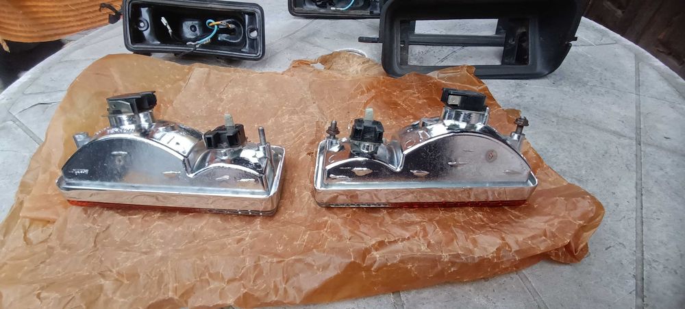 Подфарники ВАЗ-2121 Нива хром оригинал.