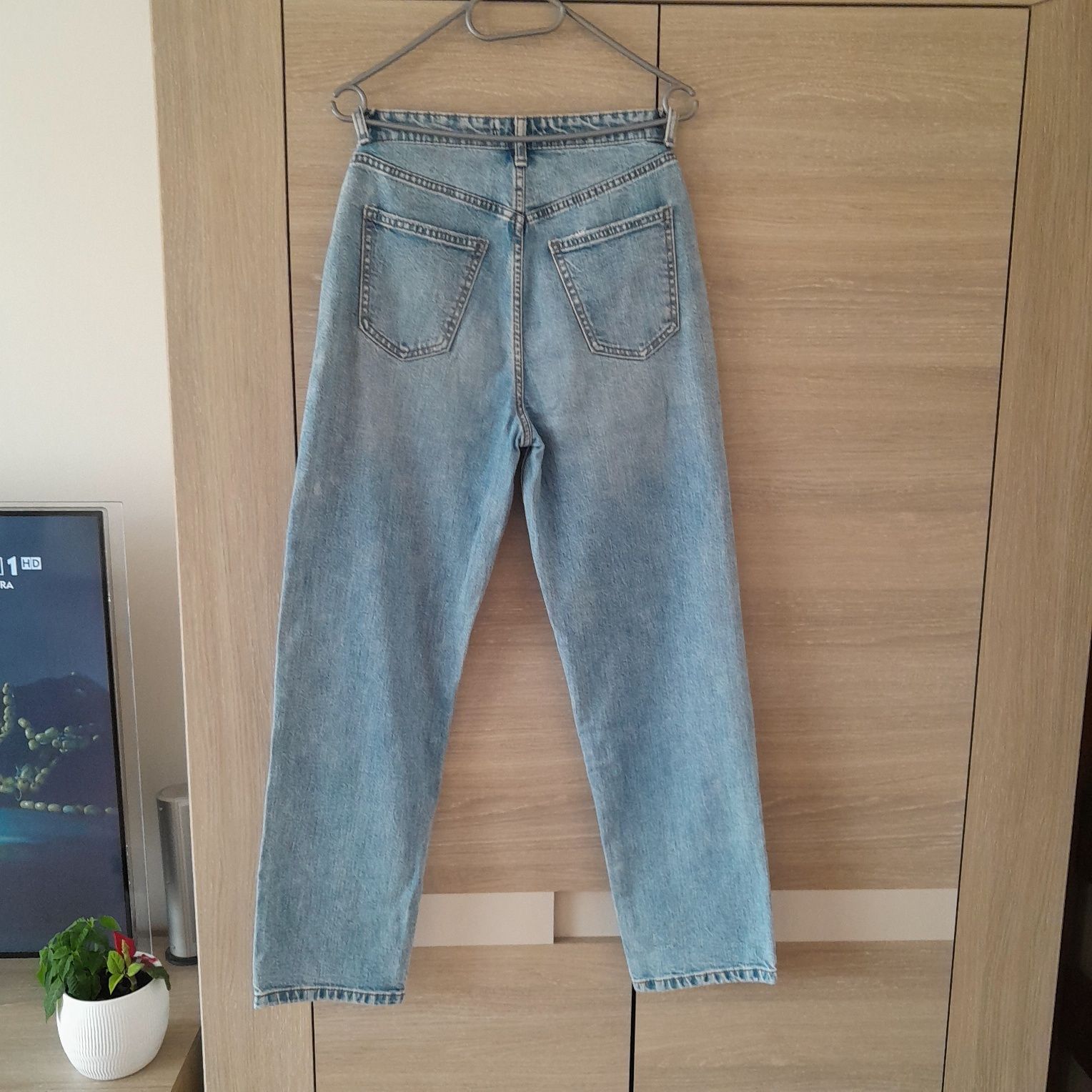 Spodnie damskie jeansowe Primark