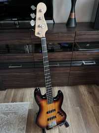 Squier  jazz bass deluxe by Fender