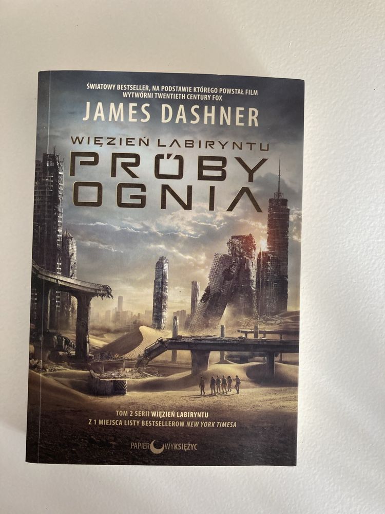 Próby Ognia - James Dashner