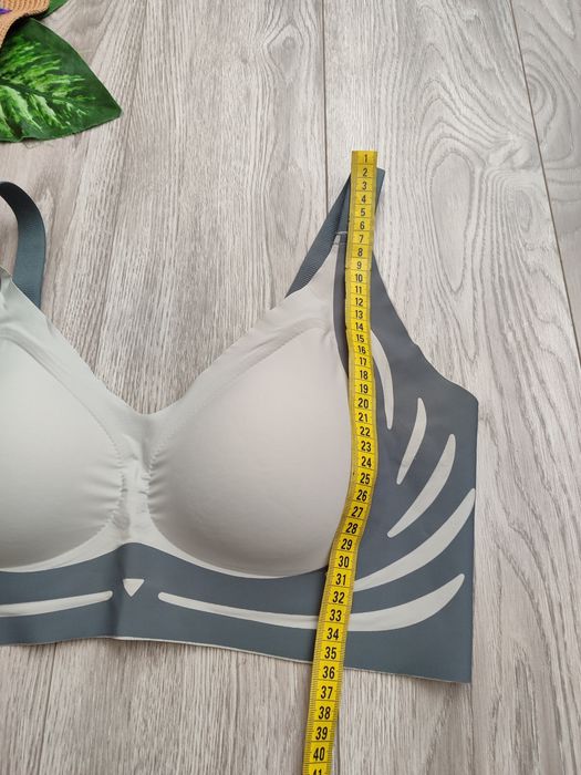 Безшовний бюстгальтер великого розміру 4XL