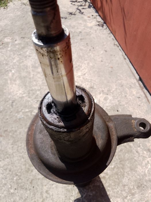 Стойка ваз-2109 под восстановление.