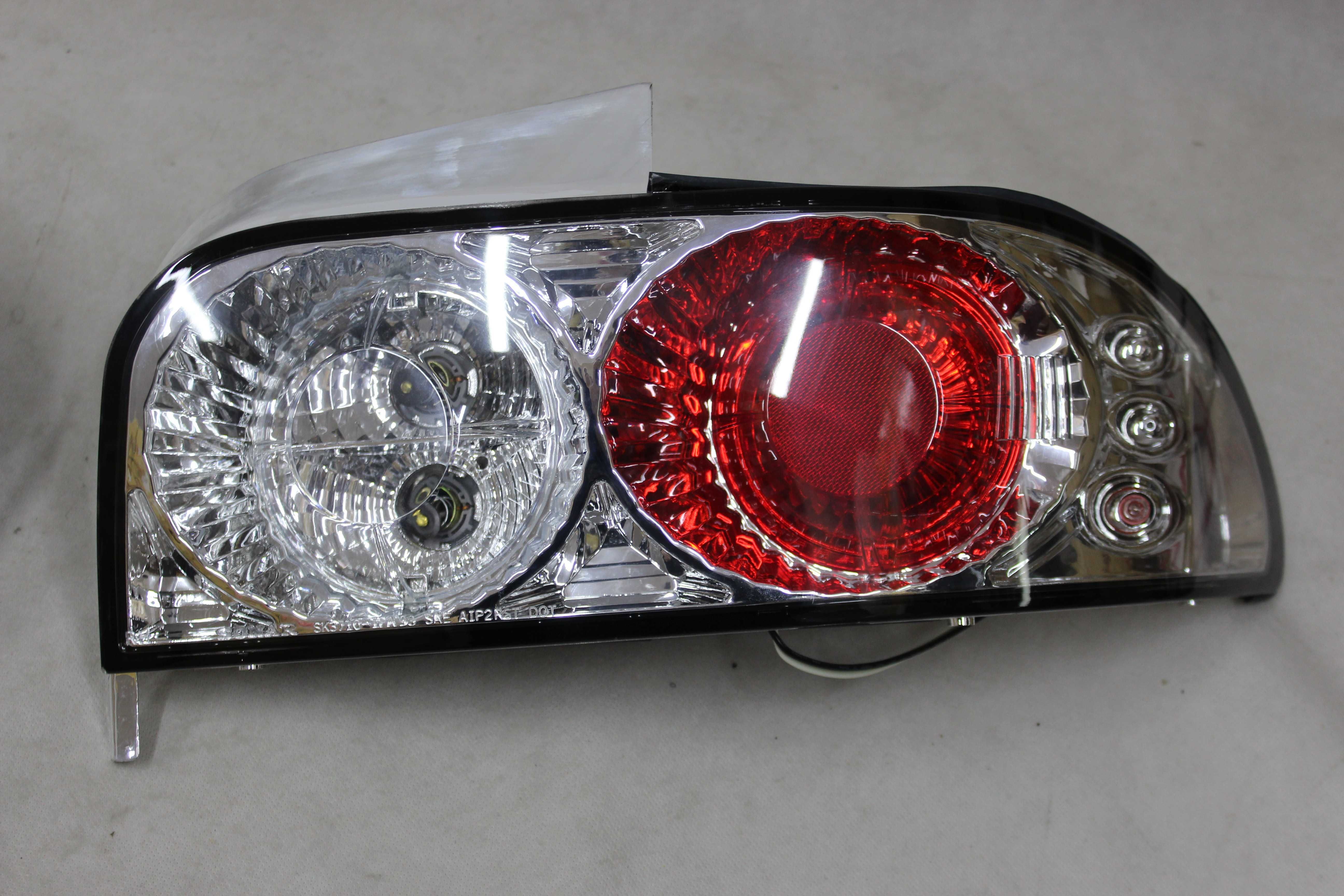 Lampy światła tył tylne Subaru Impreza 93-00 GT CHROM Tuning NOWE