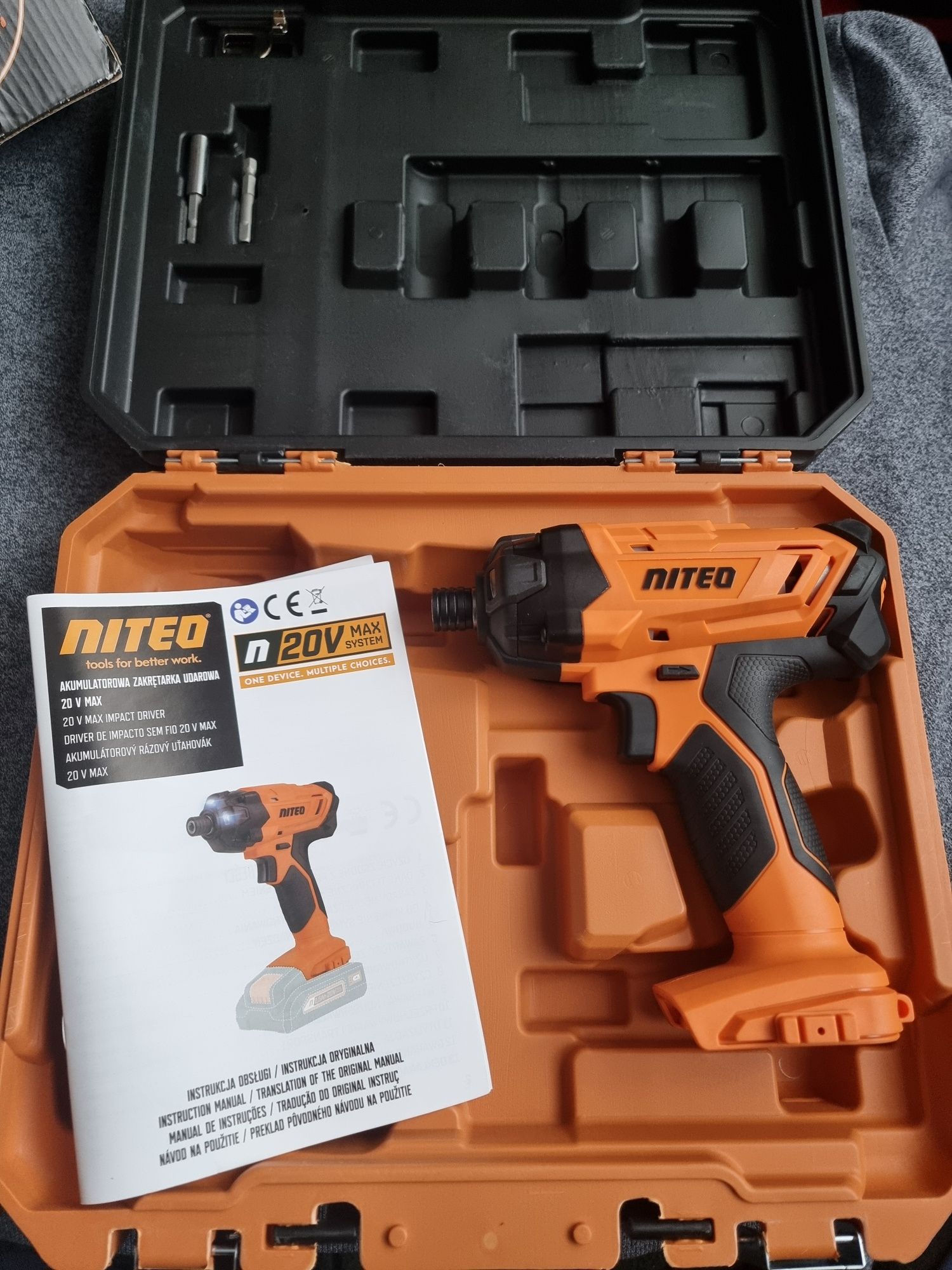 Akumulatorowa ZAKRĘTARKA UDAROWA Niteo 20 V Max, 1/4'', 180 Nm