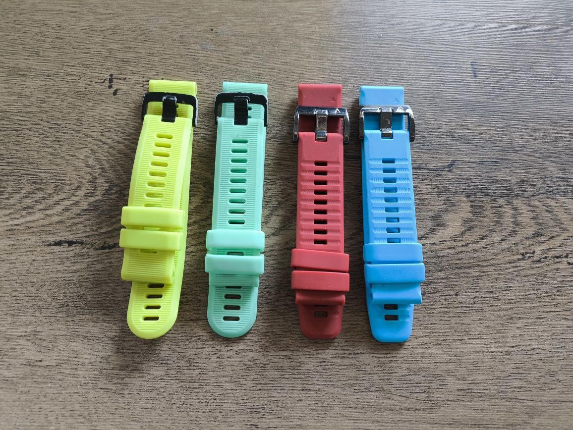 Garmin Fenix 5 Plus + etui + 4 paski