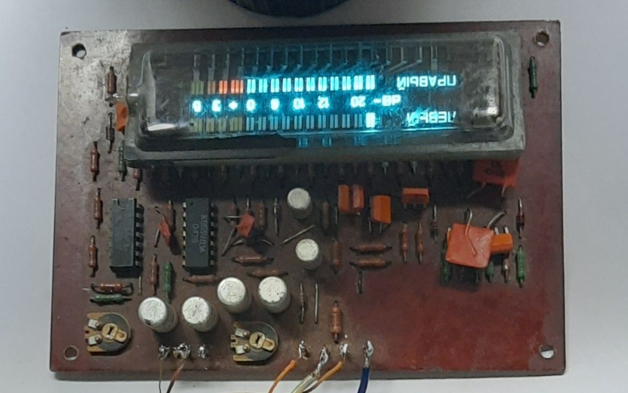 Радиоконструктор Старт 7199-индикатор уровня сигнала стерео