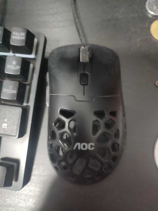 Gaming keyboard and mouse64284531786883121