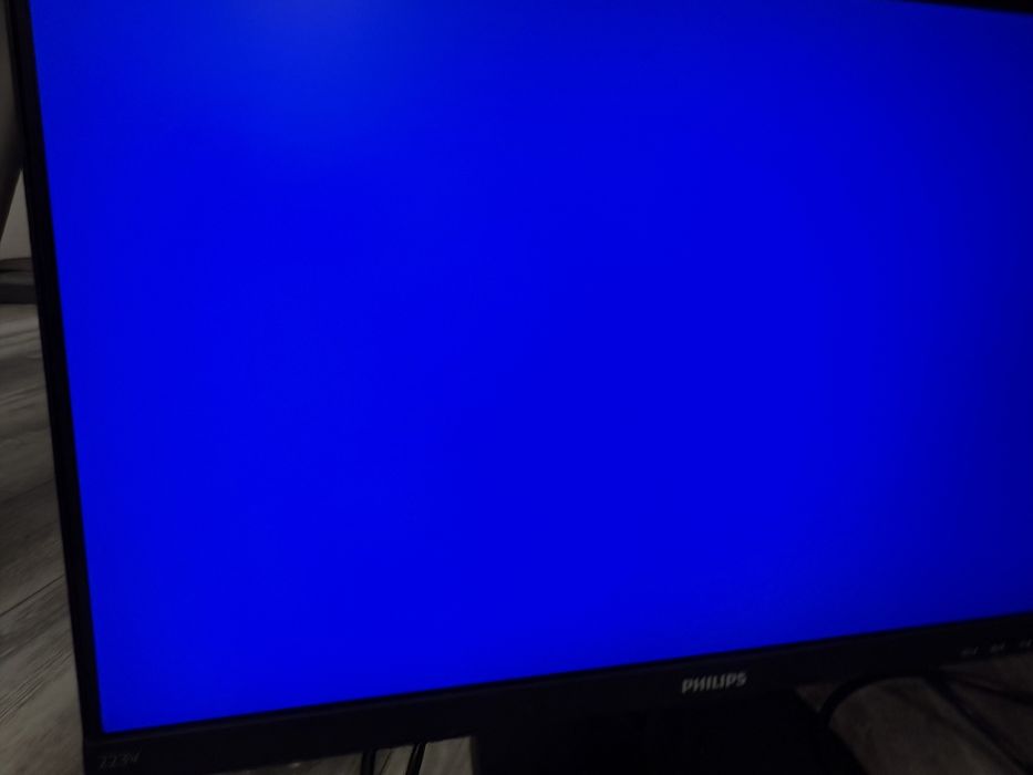 Монітор 21,5" Philips 223V5