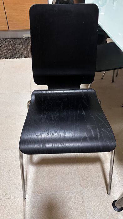 Mesa de Cozinha + 6 Cadeiras — Excelente Oportunidade!