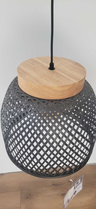 Lampa wisząca w stylu boho drewno