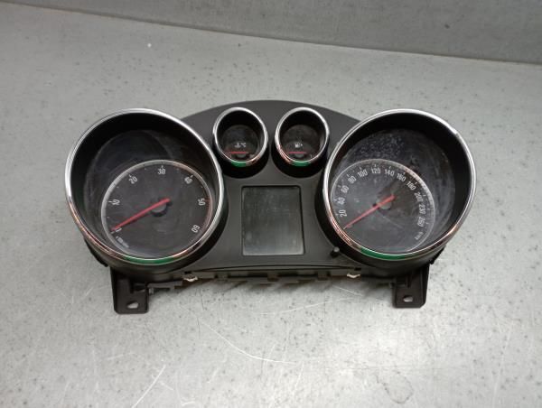 Quadrante / painel de instrumentos OPEL Astra J Sports Tourer