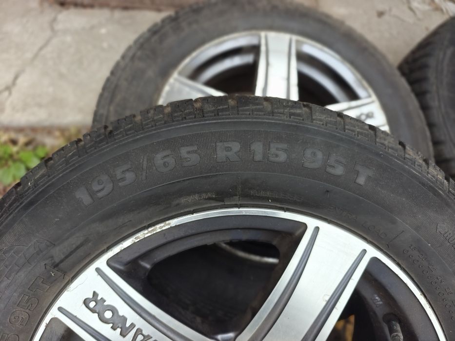 Гума з дисками 195*65*15 на Рено Меган 3