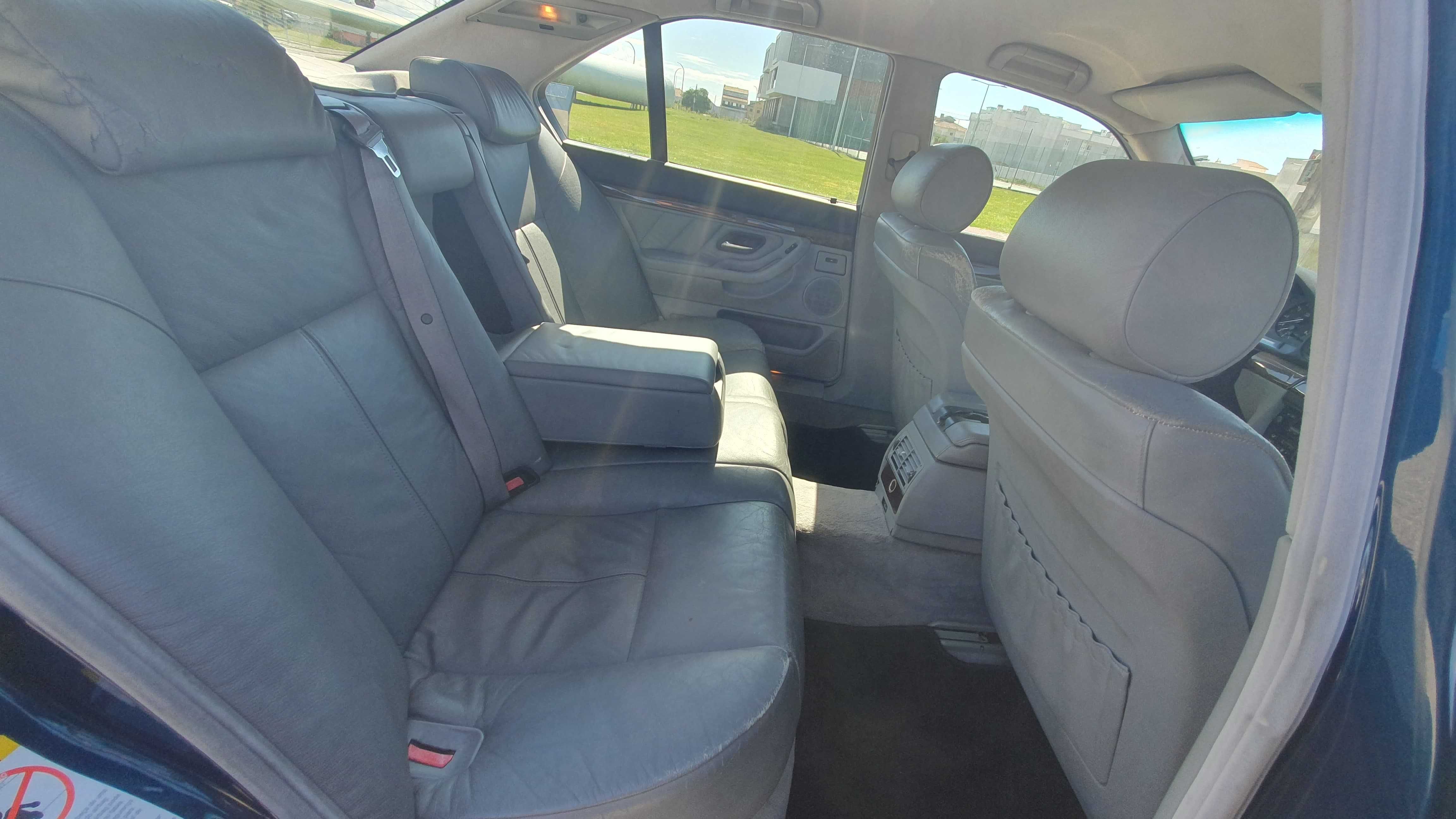 BMW E38 7 Series 730d