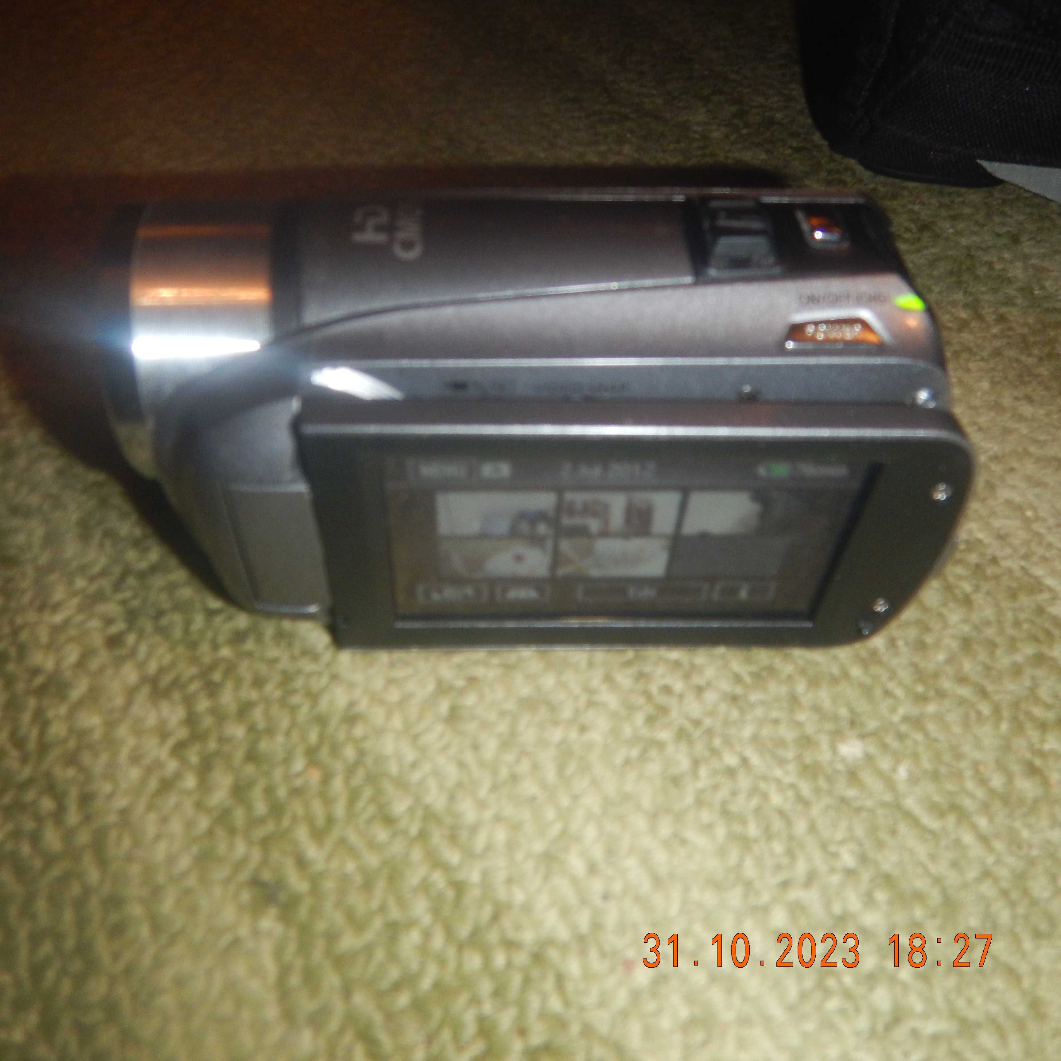 Видеокамера Canon Legria HF R205