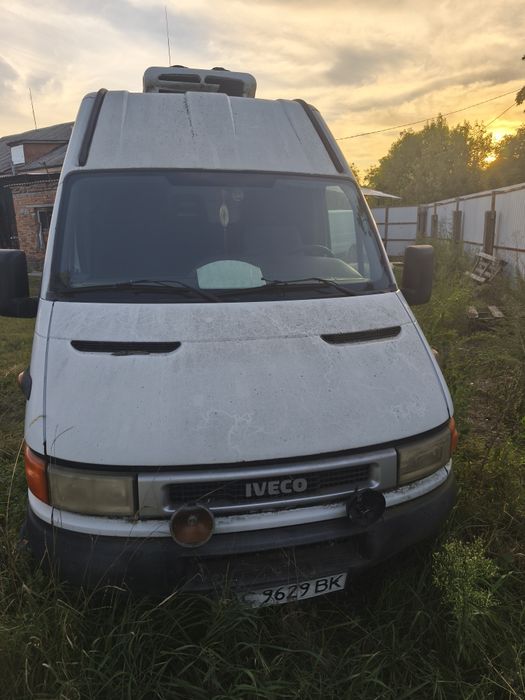 Ивека  грузовой бус