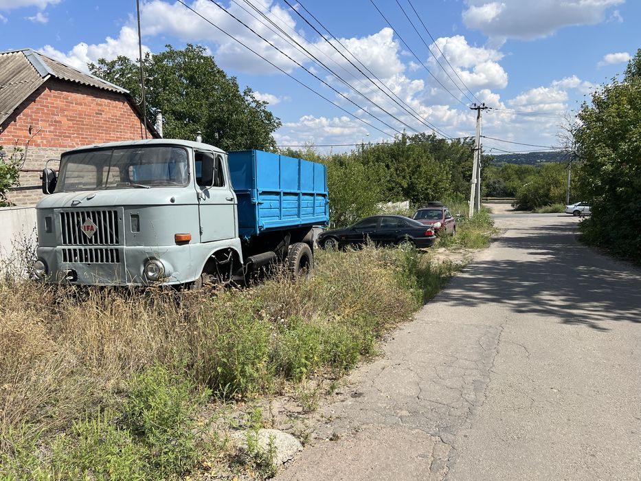Продам грузовик  самосвал  ифа w50