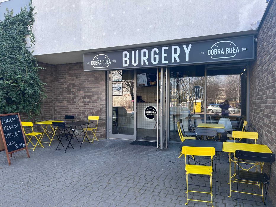 Odstąpię wyposażony lokal gastronomiczny po burgerowni / Legionowo