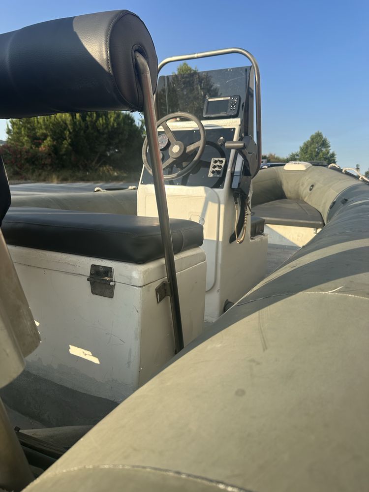 Barco totalmente novo SETAMAR 550