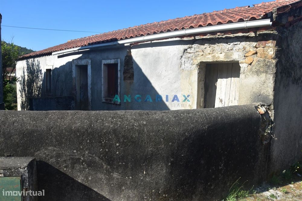 ANG1466 - Casa para Venda em Figueiró dos Vinhos
