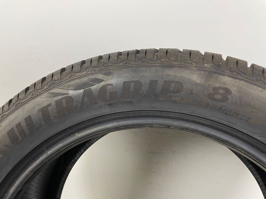 285/45R20 112V AO GoodYear UltraGrip Performance 8 7mm
