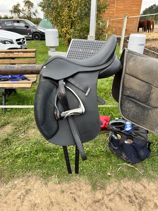 Wintec Wide 500 Dressage 16,5 siodło ujeżdżeniowe
