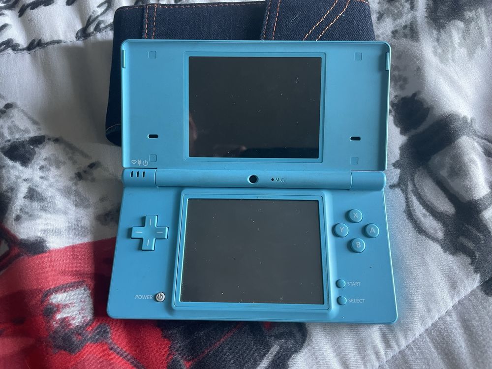 Nintendo dsi azul