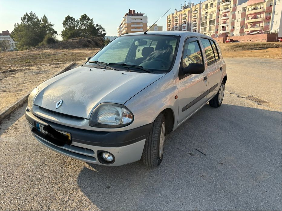RENAULT CLIO 1.2 gasolina 183 mil kms