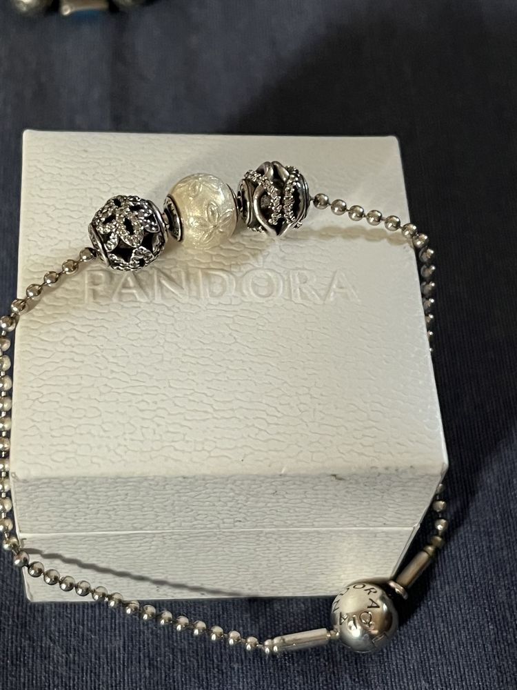 Pandora bransoletka essence i trzy charmsy