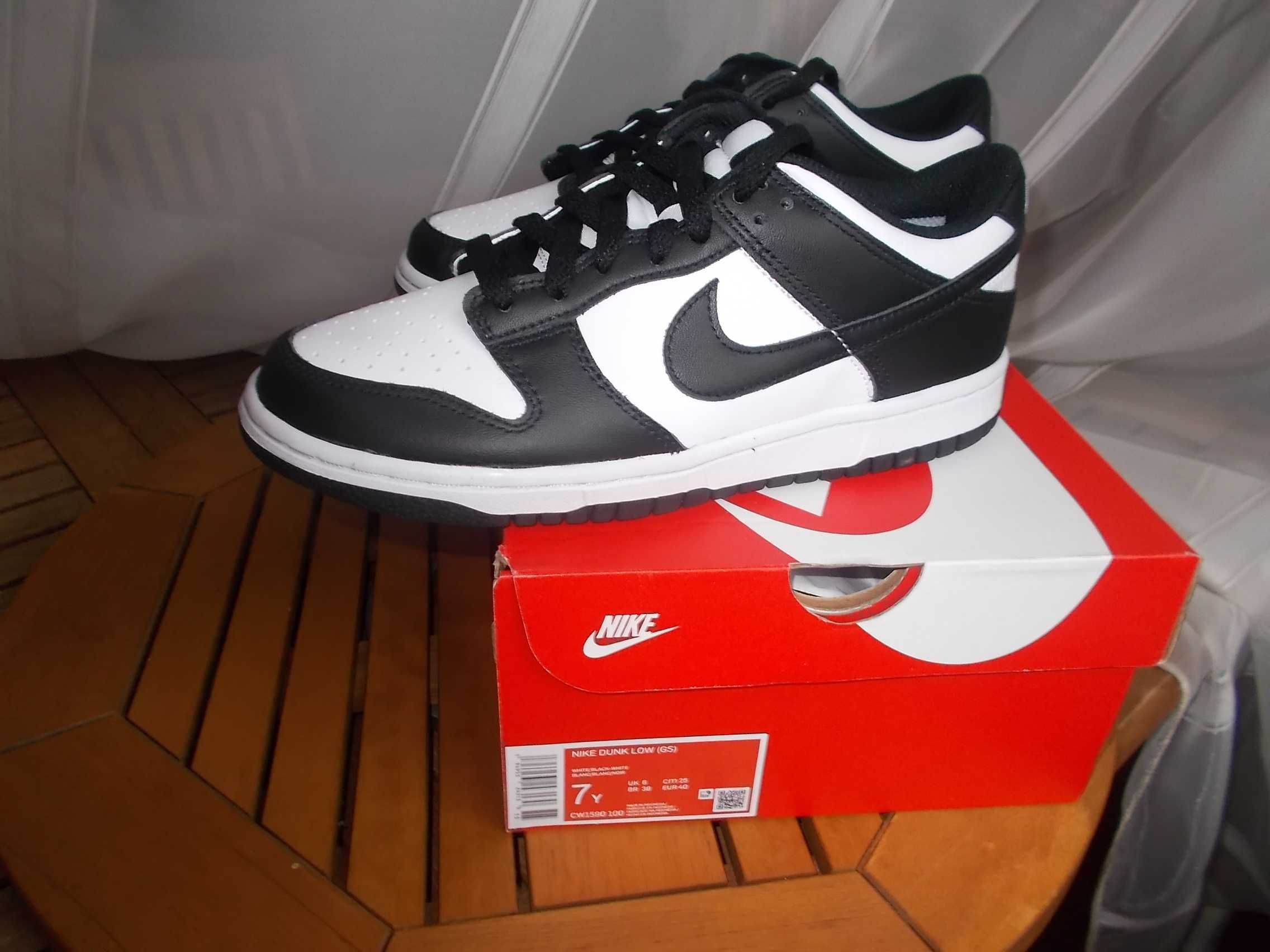 (roz. 40 -25 cm) Nike Dunk Low Black White 2021 Jordan 1 Dunk Panda
