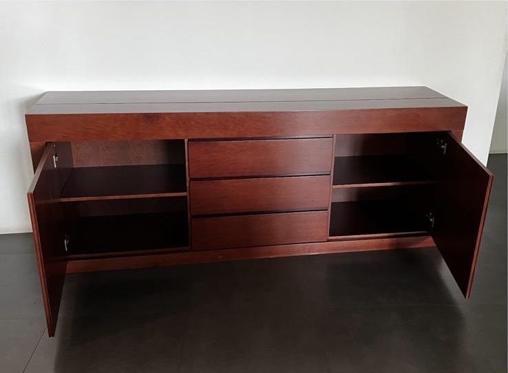 Aparador em madeira exotica