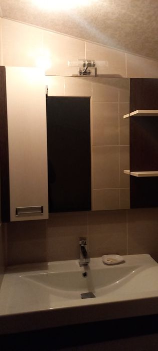 Продам мебель для ванной комнаты, тумба и зеркало