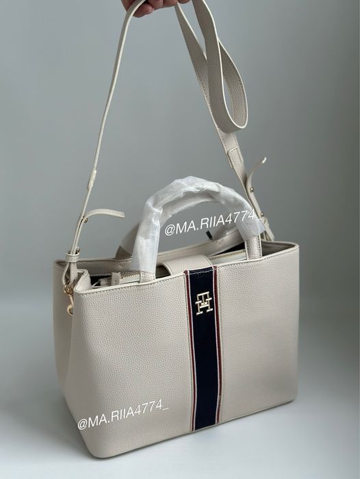 Сумка тоут Tommy Hilfiger