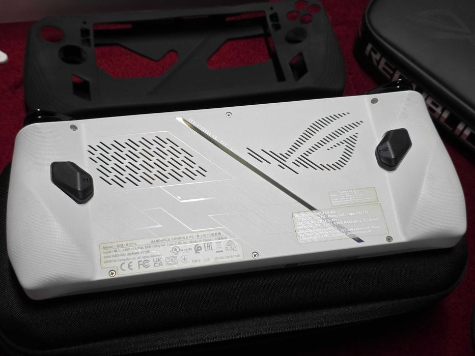 Asus Rog Ally Z1 Extreme IMACULADA + MUITOS EXTRAS com fatura/GARANTIA