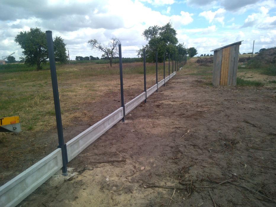 Płyty betonowe podmurówki, płyty pod siatkę, panel