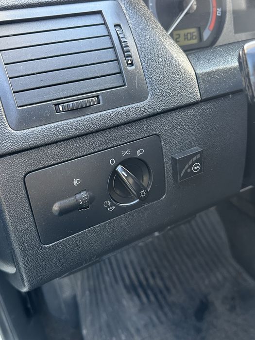 Продам шкода фабія skoda fabia 2006