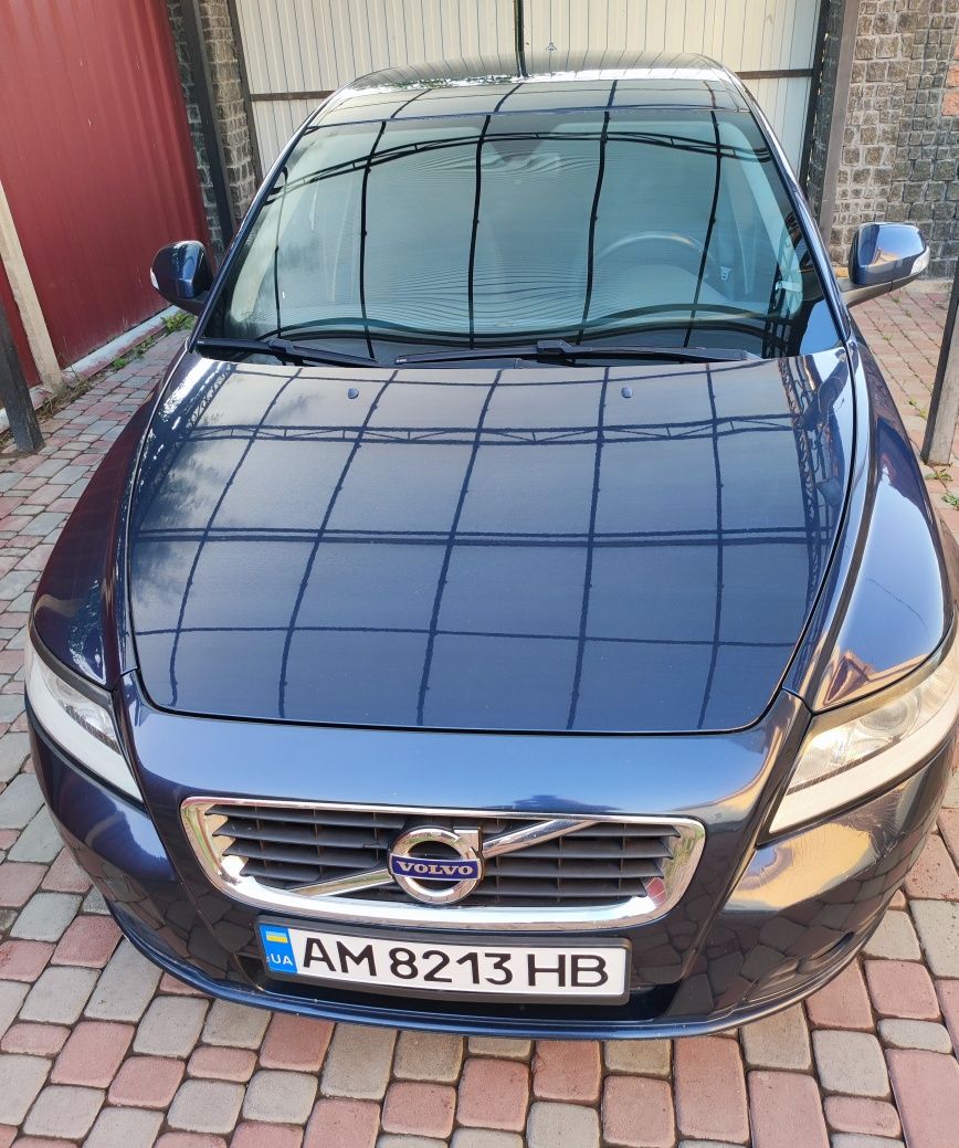 Volvo V50 2012 р
