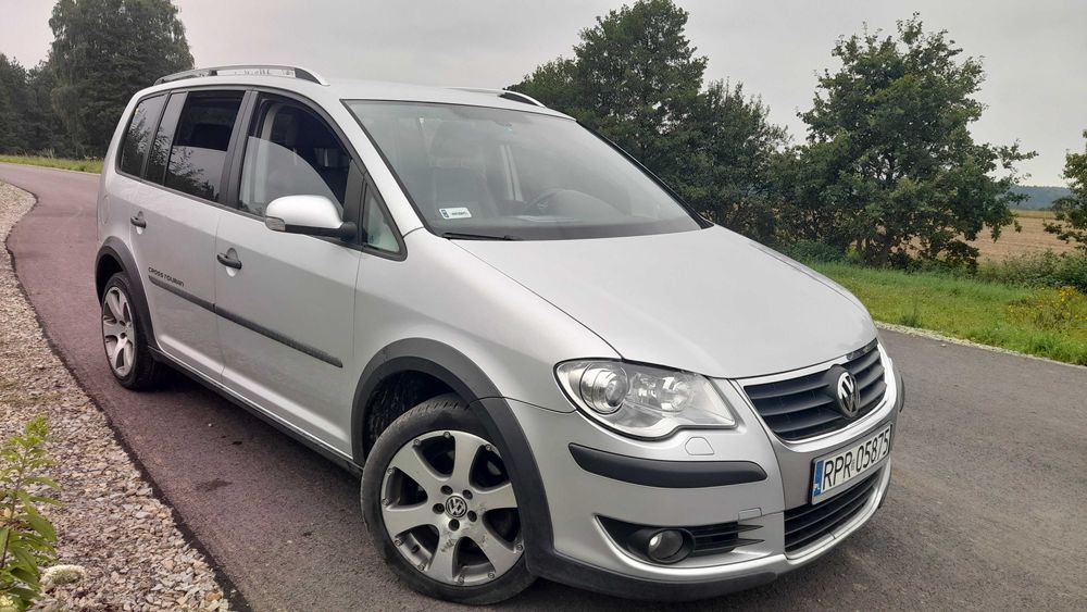 Volkswagen TOURAN Cross