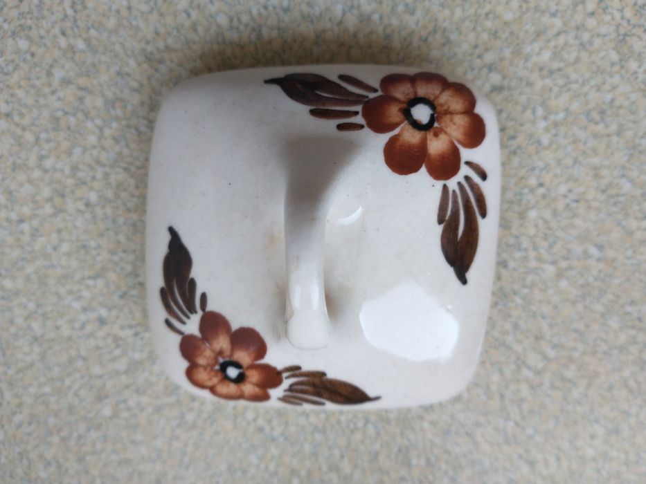 Pokrywka do fajansowego, ceramicznego pojemnika Włocławek