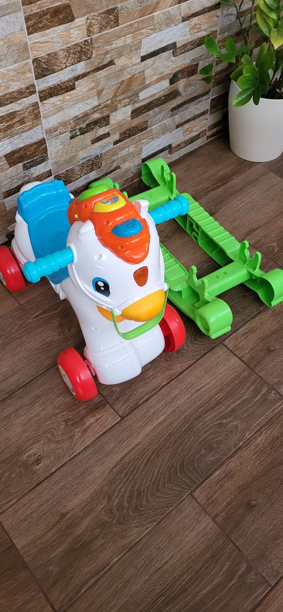 Cavalinho com música para bebés