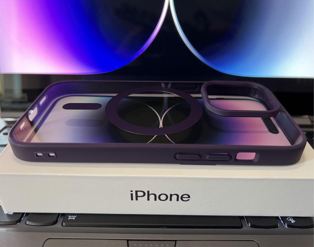 Чехол iPhone 14 pro max deep purple MagSafe, 14 pro black/deep purple