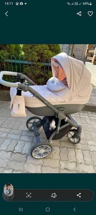 Коляска дитяча в гарному стані